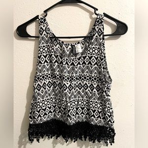 Divided tank with lace trim Size 6